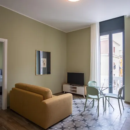 Palazzo Zippitelli Apartments Bari Extérieur photo