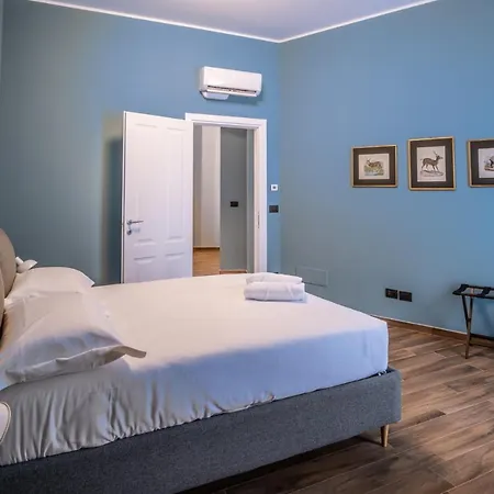 Palazzo Zippitelli Apartments Bari Extérieur photo